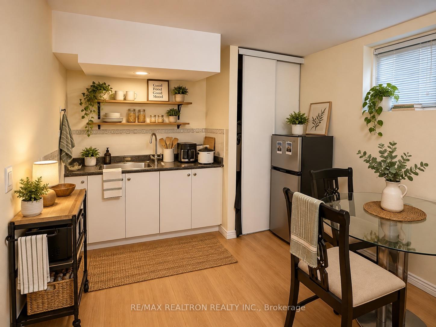 Photo 14 of 97 Estelle Avenue, North York, Willowdale East — HOMEH