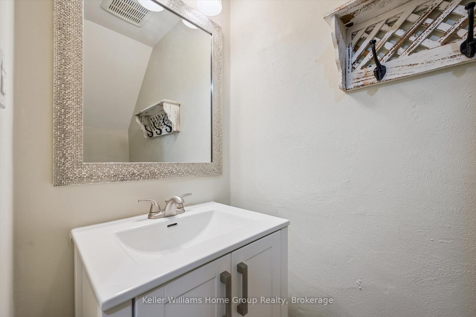 Photo 16 of Unit 6, 196 Arthur Street N, Guelph, General Hospital — HOMEH