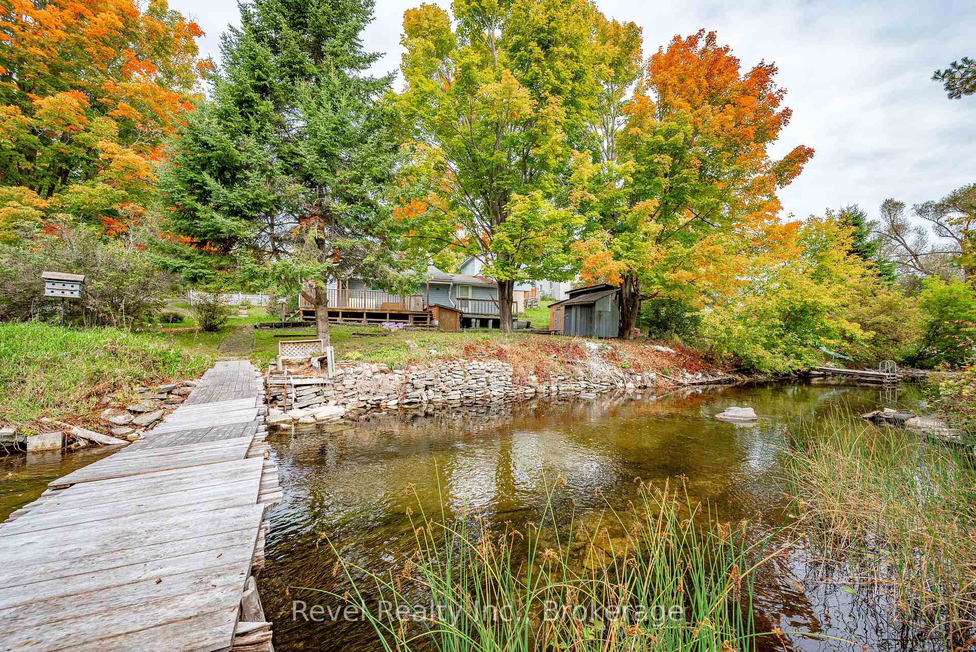 Photo 7 of 14 Richmond Street E, Kawartha Lakes, Bexley — HOMEH