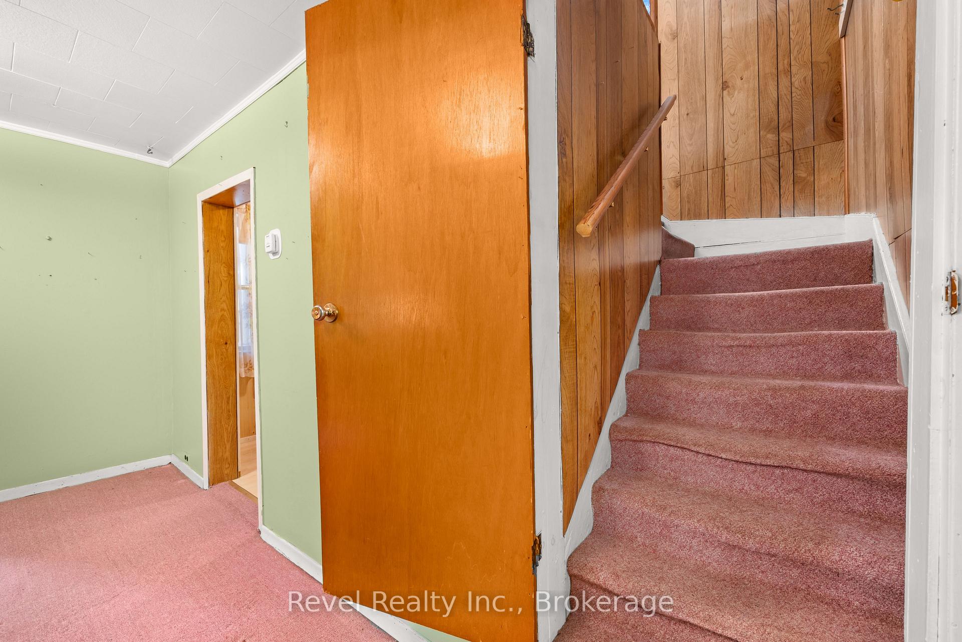 Photo 29 of 14 Richmond Street E, Kawartha Lakes, Bexley — HOMEH