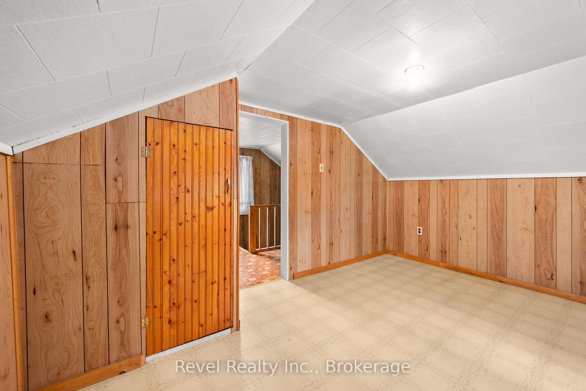 Photo 33 of 14 Richmond Street E, Kawartha Lakes, Bexley — HOMEH