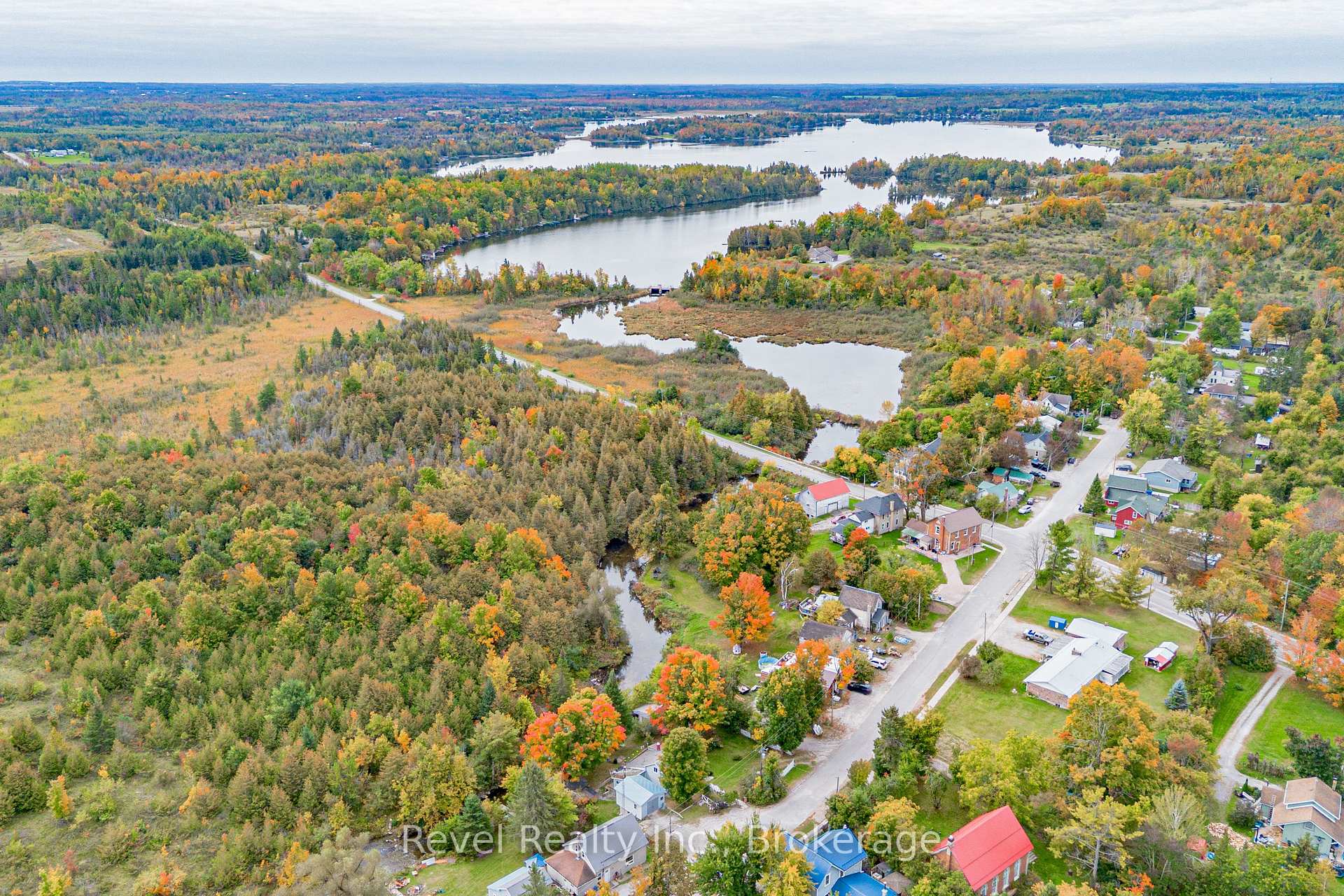 Photo 43 of 14 Richmond Street E, Kawartha Lakes, Bexley — HOMEH