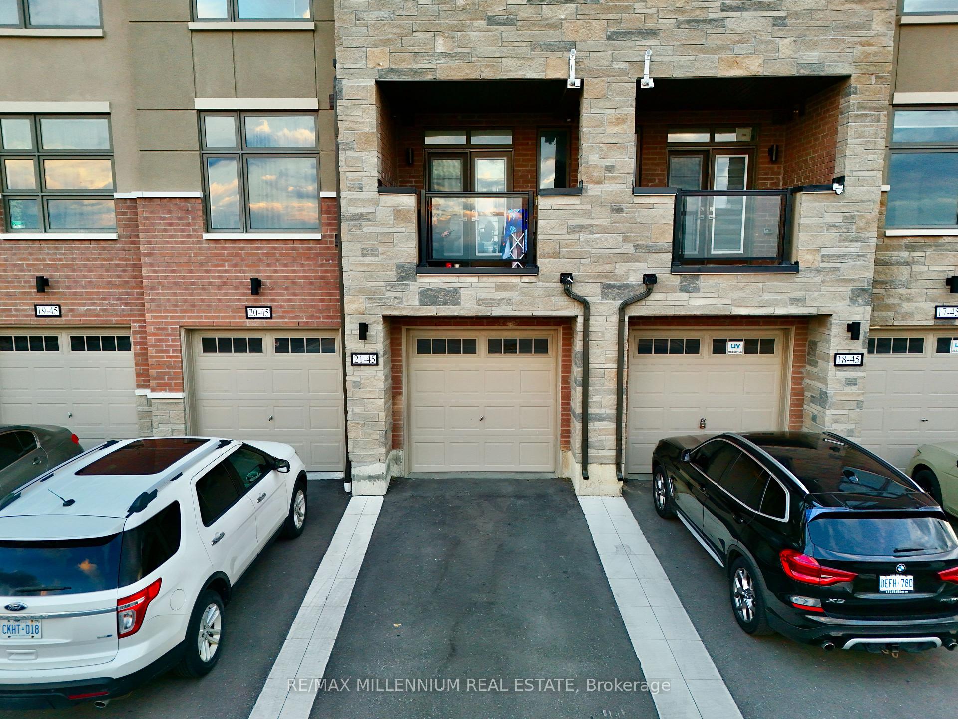 Photo 10 of Unit 21, 45 Fieldridge Crescent, Brampton, Sandringham-Wellington North — HOMEH