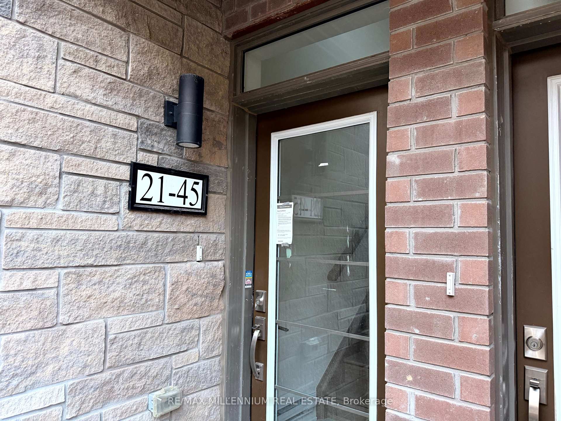 Photo 15 of Unit 21, 45 Fieldridge Crescent, Brampton, Sandringham-Wellington North — HOMEH