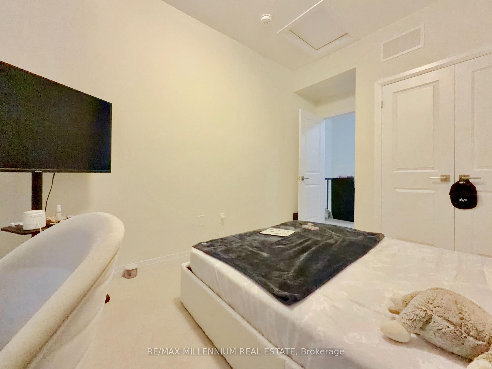 Photo 64 of Unit 21, 45 Fieldridge Crescent, Brampton, Sandringham-Wellington North — HOMEH