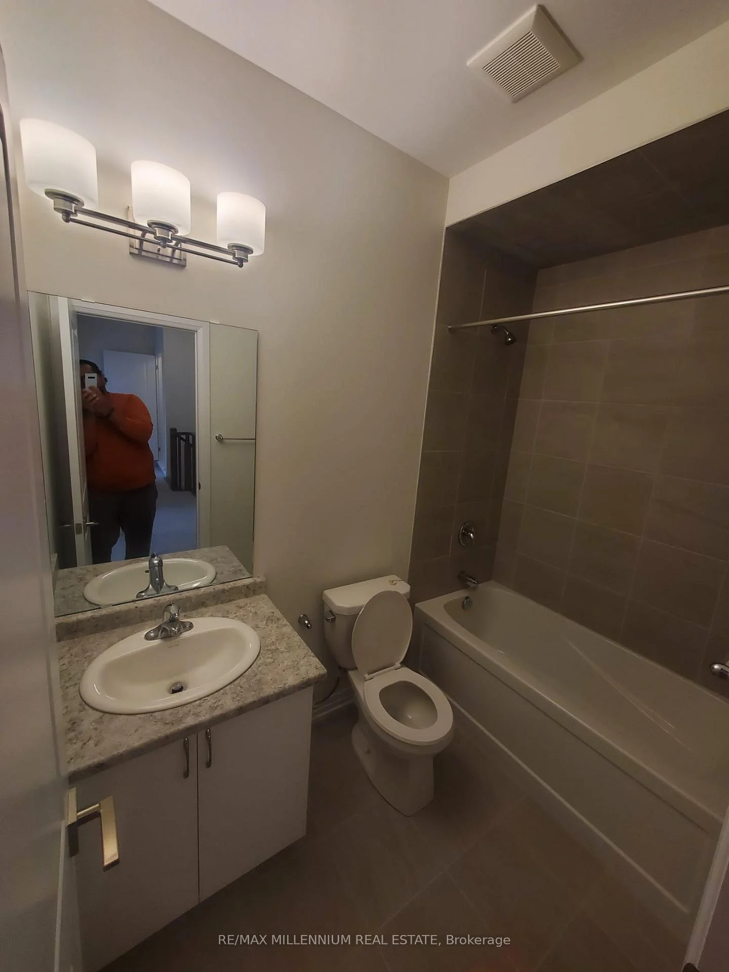 Photo 67 of Unit 21, 45 Fieldridge Crescent, Brampton, Sandringham-Wellington North — HOMEH