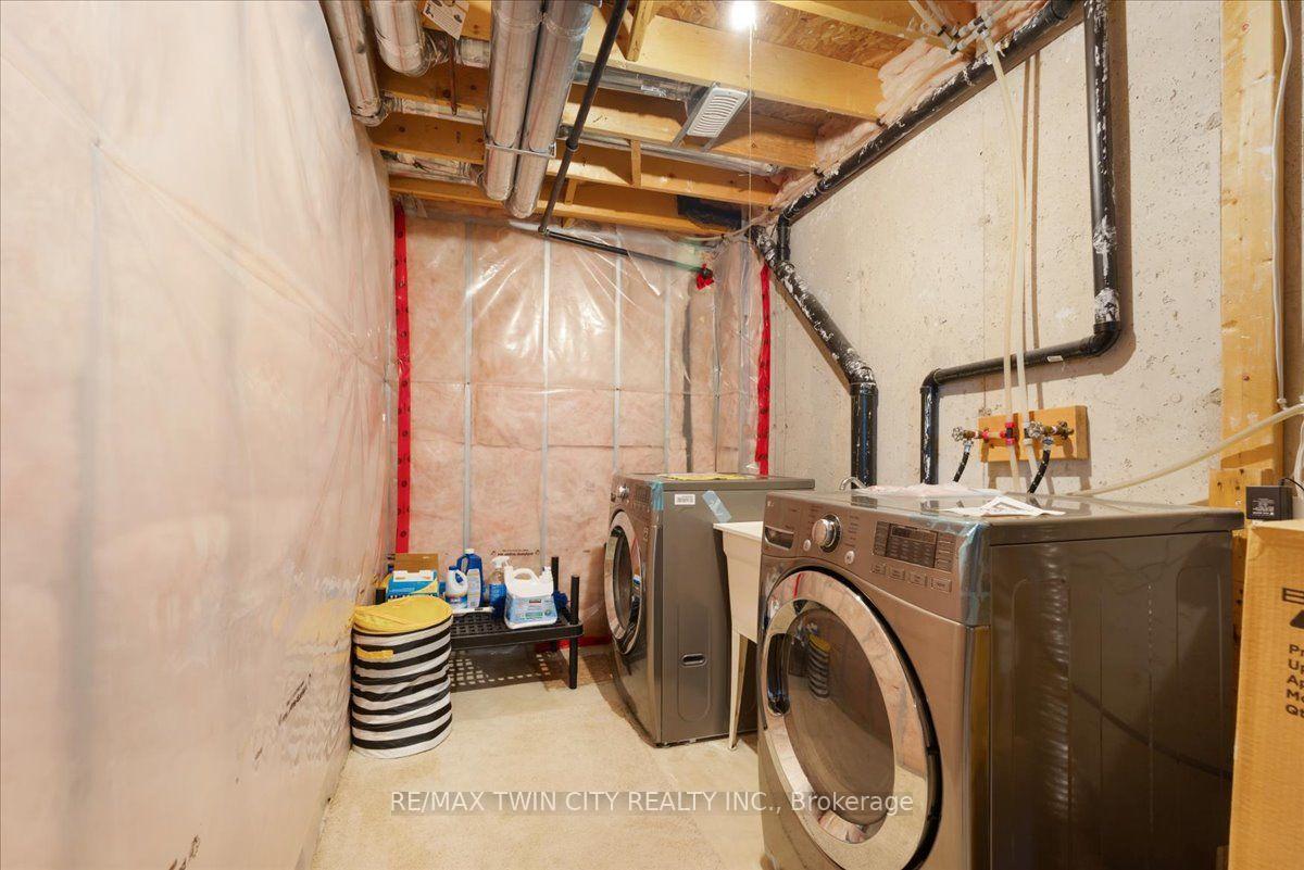Photo 36 of 72 Meadowridge Street, Kitchener, Doon South — HOMEH
