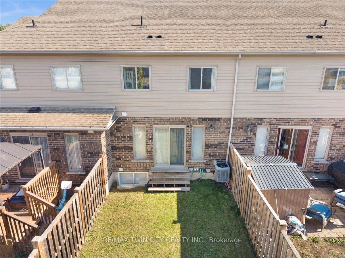 Photo 38 of 72 Meadowridge Street, Kitchener, Doon South — HOMEH