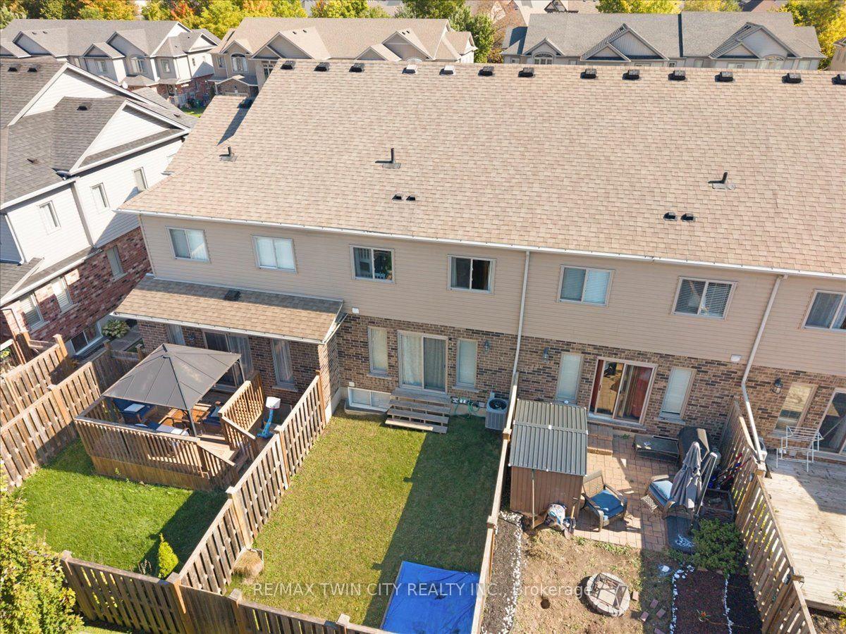 Photo 39 of 72 Meadowridge Street, Kitchener, Doon South — HOMEH