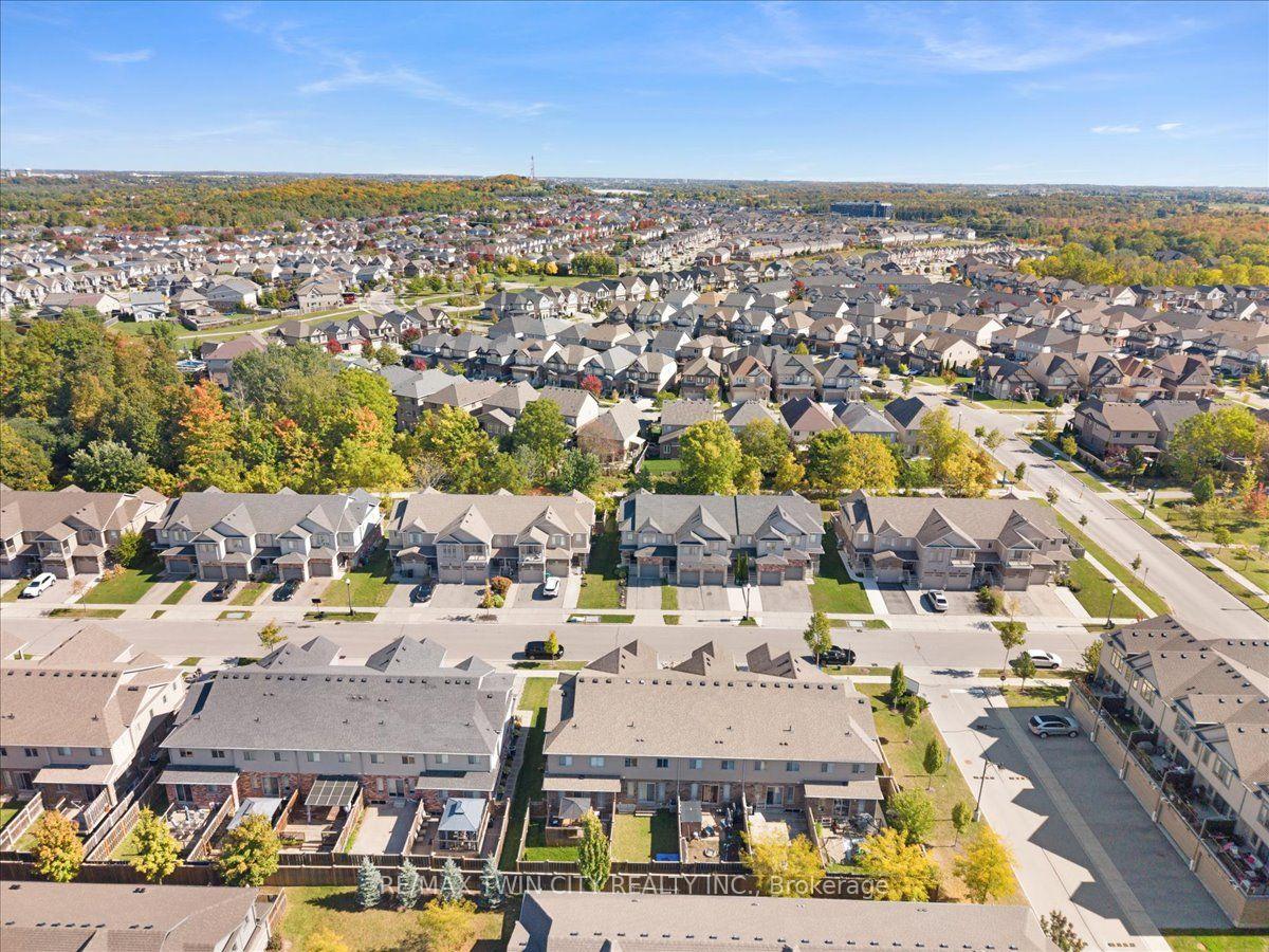Photo 45 of 72 Meadowridge Street, Kitchener, Doon South — HOMEH
