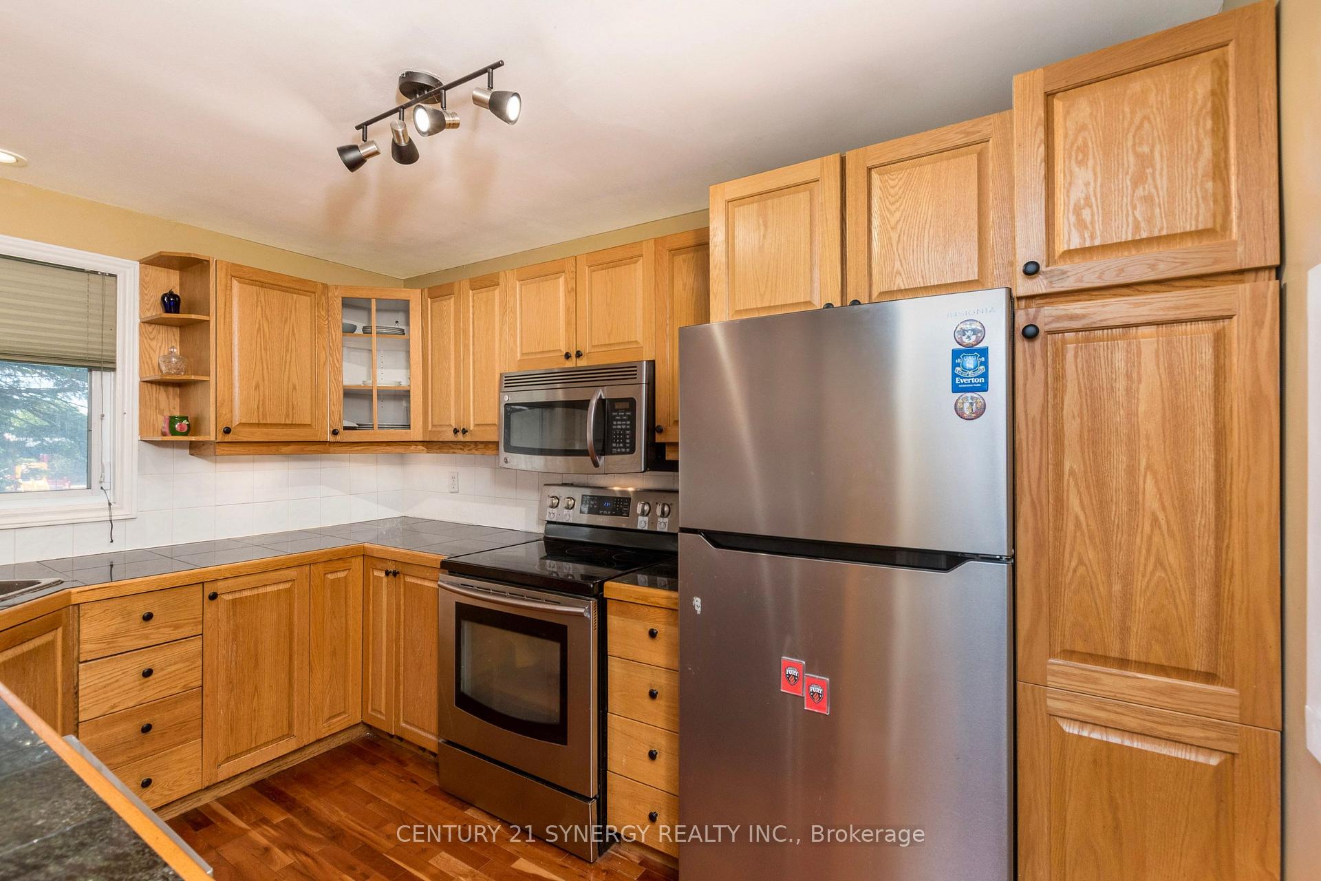 Photo 9 of 68 Sheldrake Drive, Ottawa, Kanata - Glencairn/Hazeldean — HOMEH