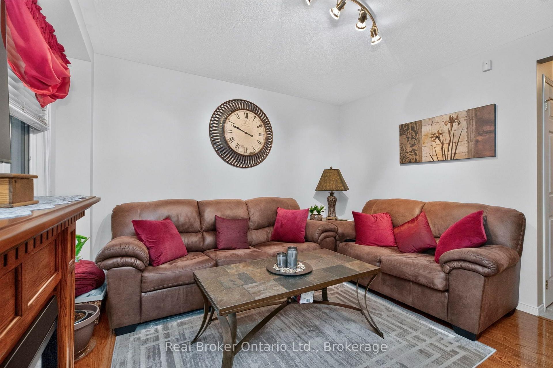 Photo 7 of 140 Southwinds Crescent, Midland — HOMEH