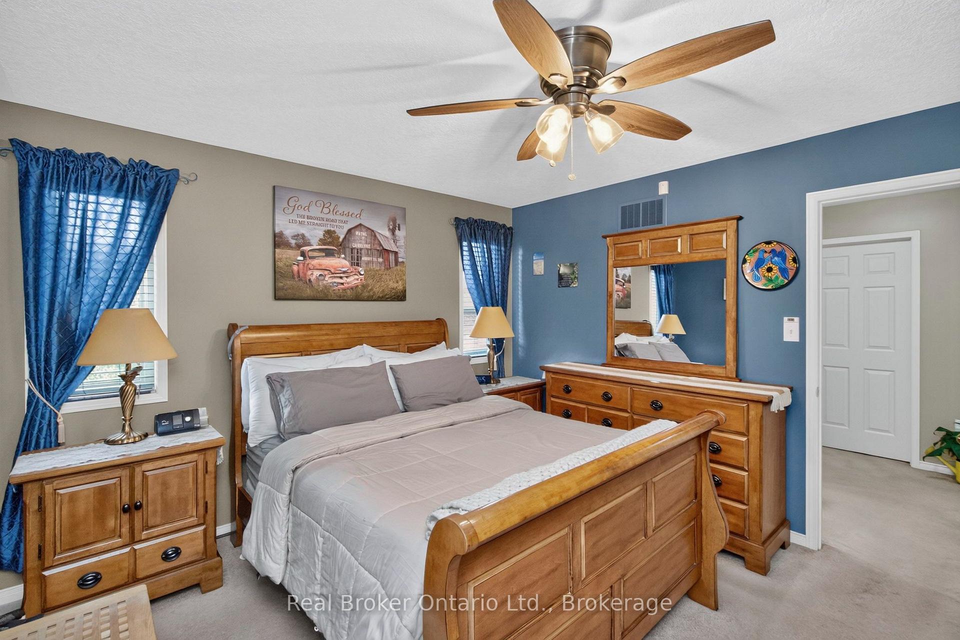 Photo 16 of 140 Southwinds Crescent, Midland — HOMEH