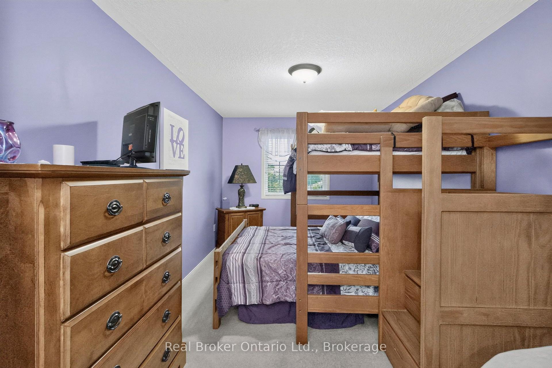 Photo 19 of 140 Southwinds Crescent, Midland — HOMEH