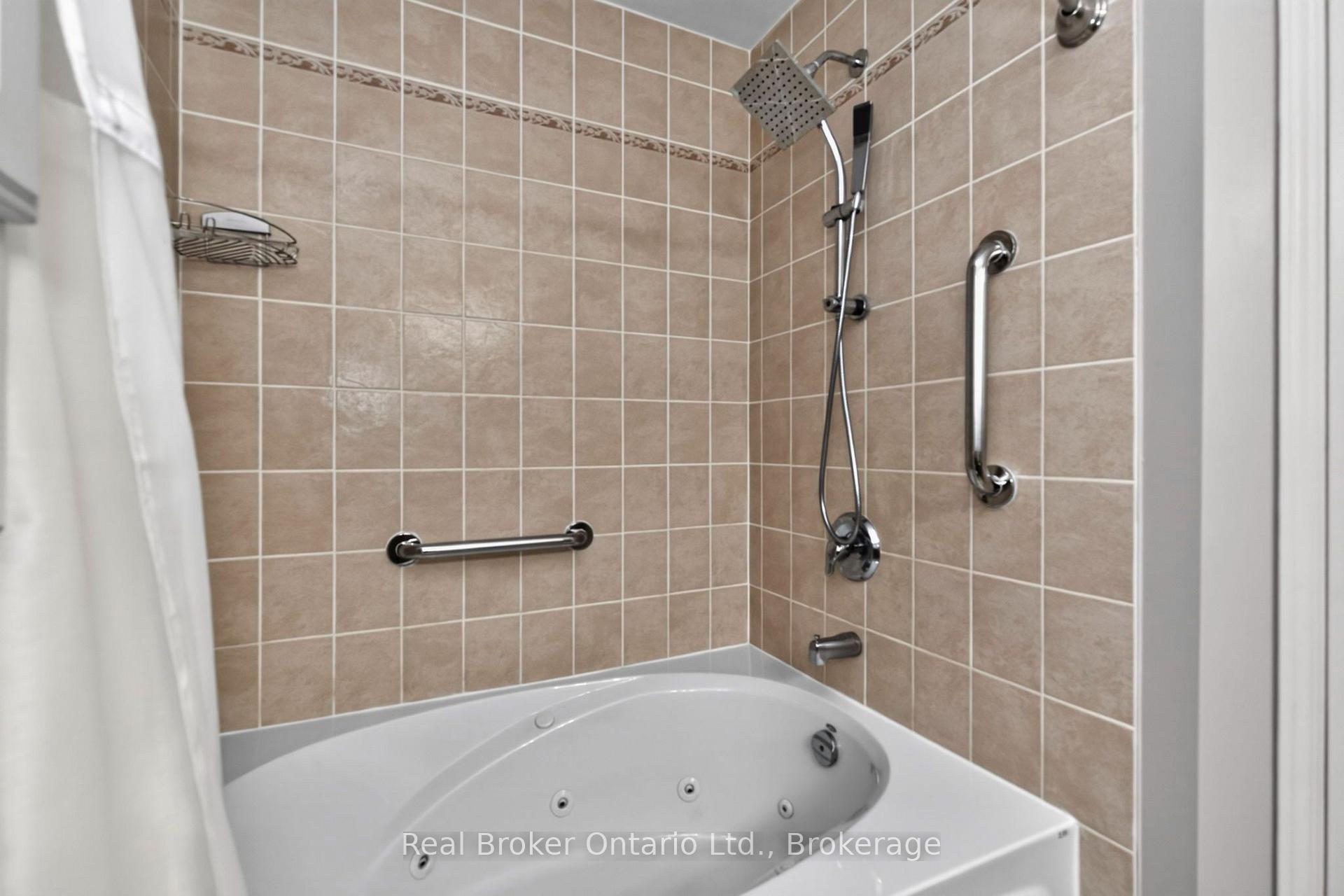 Photo 24 of 140 Southwinds Crescent, Midland — HOMEH
