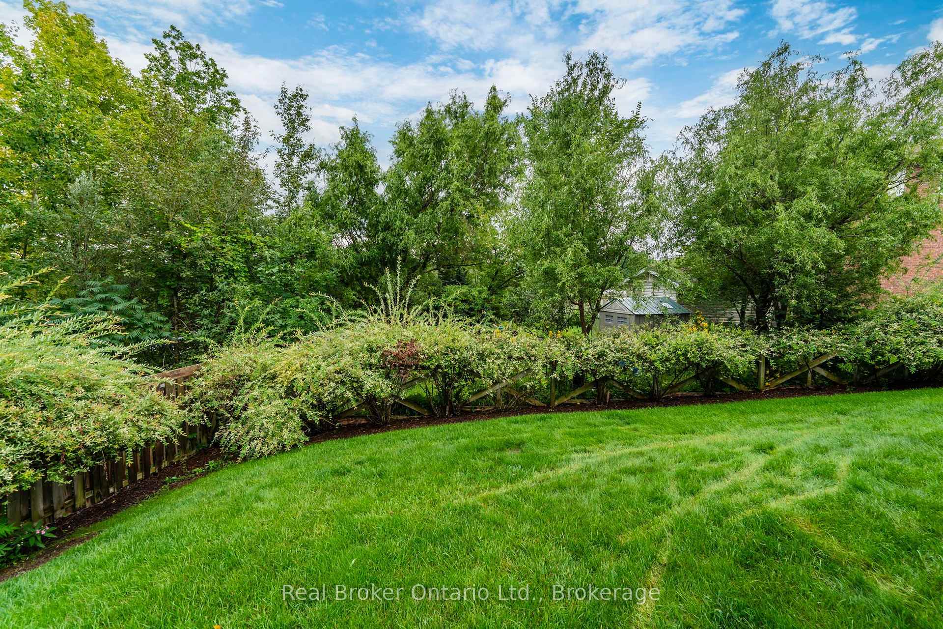 Photo 30 of 140 Southwinds Crescent, Midland — HOMEH