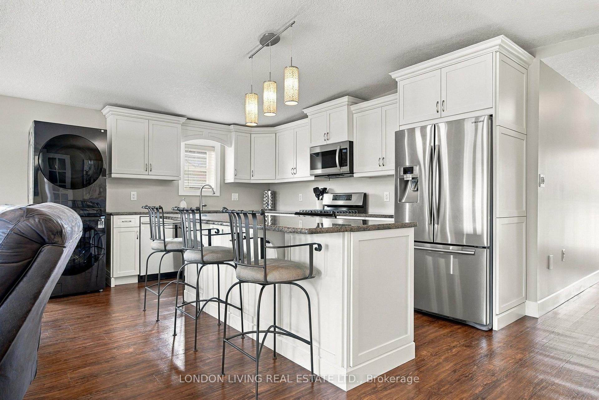 Photo 29 of 757 Nadine Avenue, London, South R — HOMEH