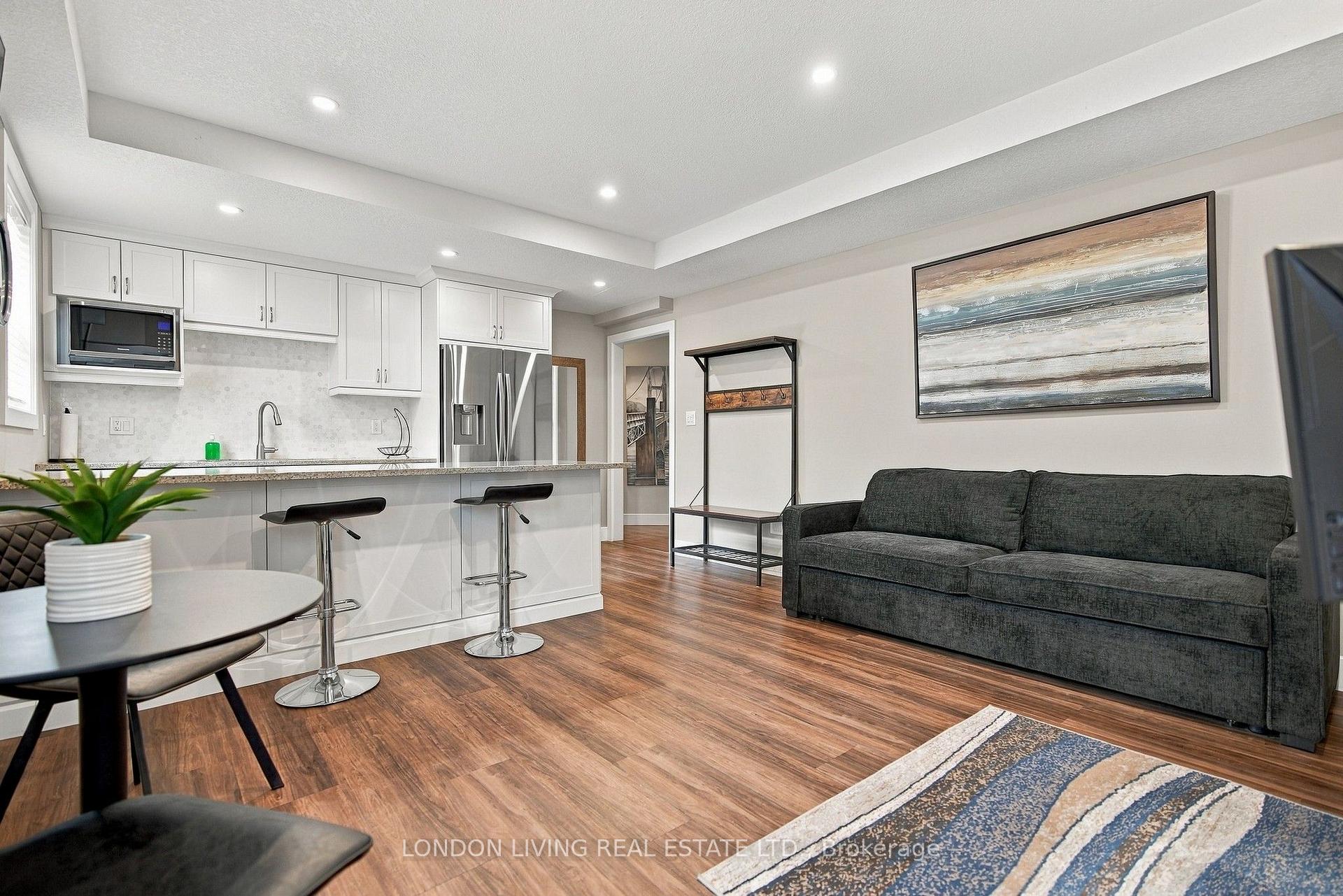 Photo 34 of 757 Nadine Avenue, London, South R — HOMEH