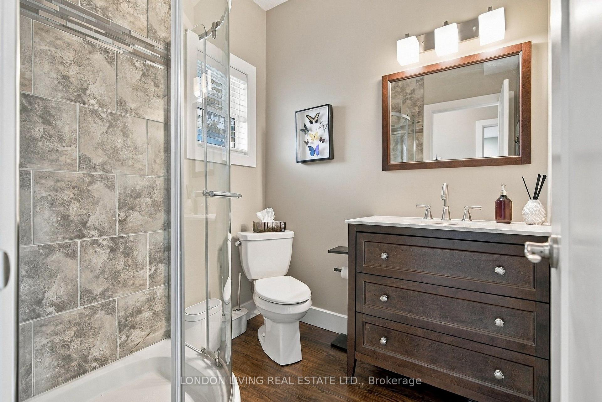 Photo 38 of 757 Nadine Avenue, London, South R — HOMEH