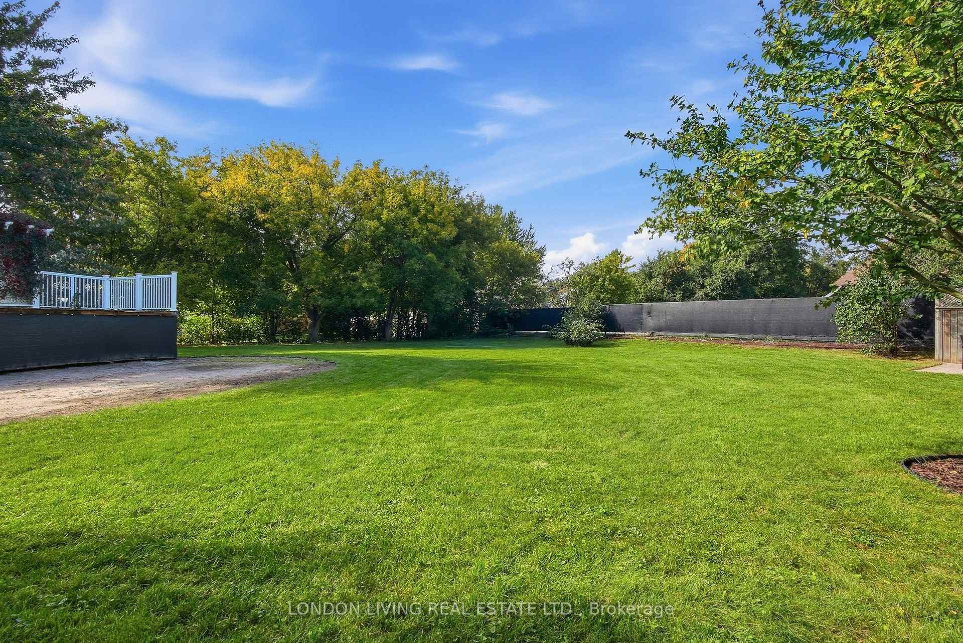 Photo 43 of 757 Nadine Avenue, London, South R — HOMEH