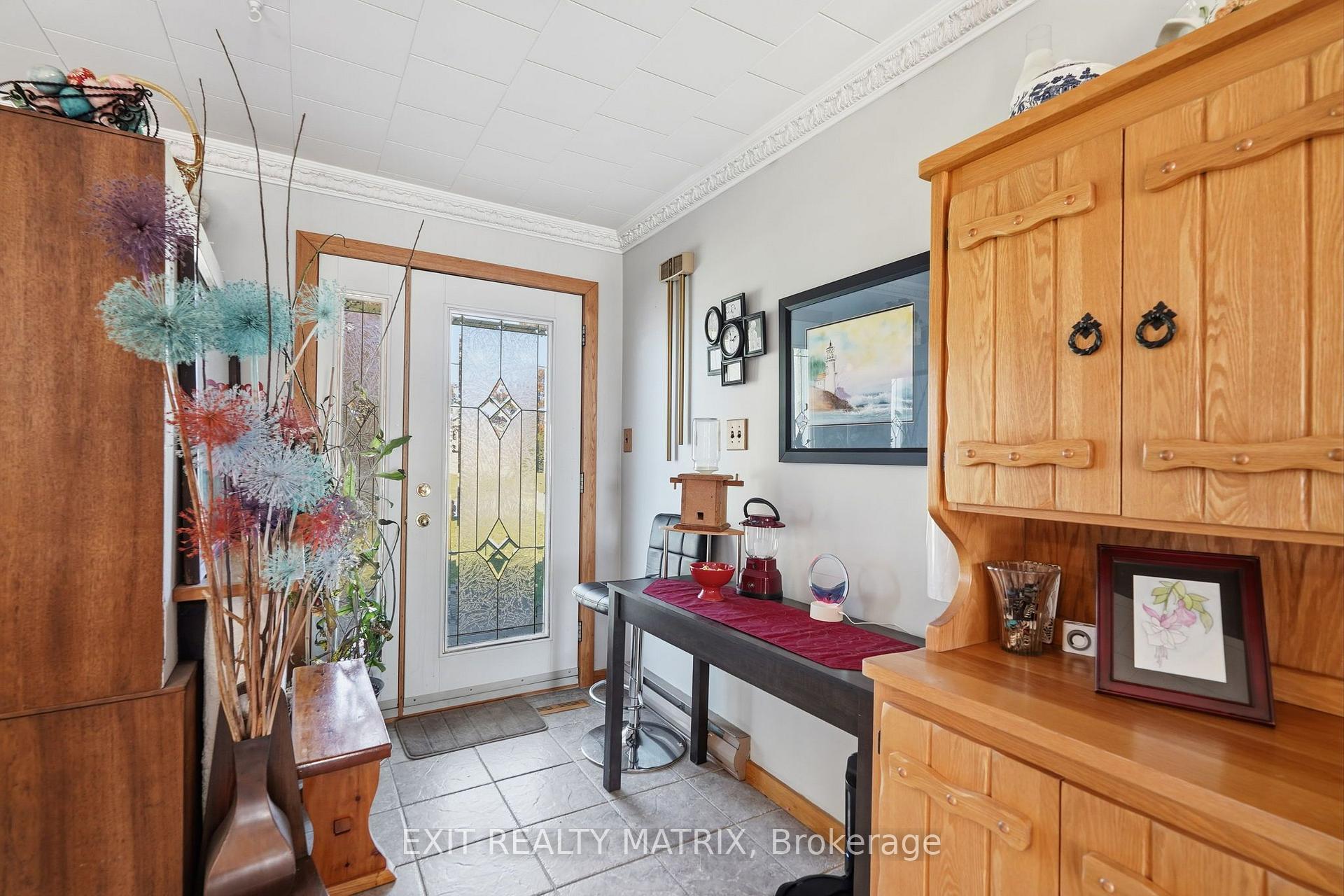 Photo 5 of 1055 Victoria Street, Champlain, L'Orignal — HOMEH
