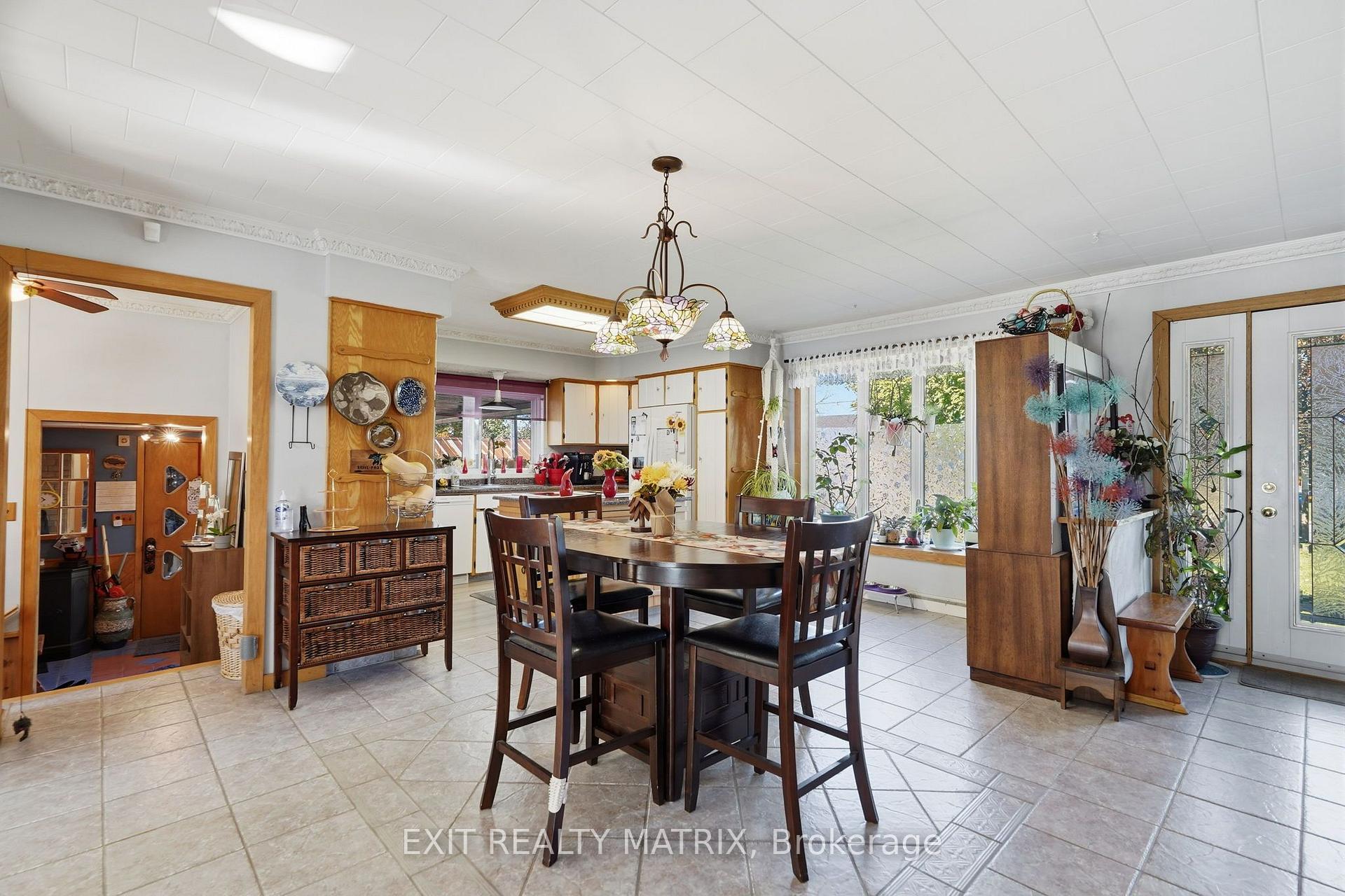 Photo 7 of 1055 Victoria Street, Champlain, L'Orignal — HOMEH