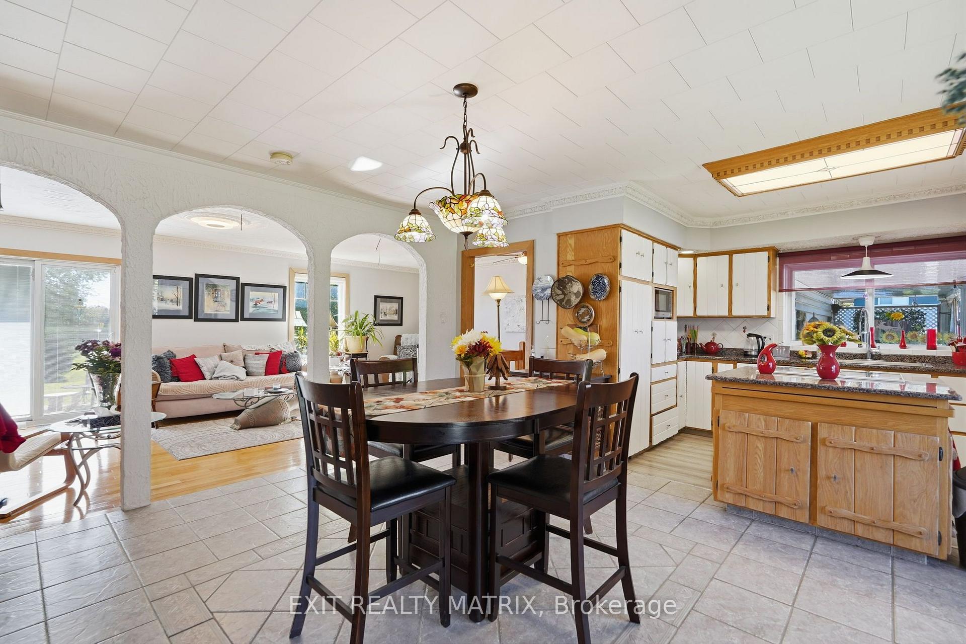 Photo 8 of 1055 Victoria Street, Champlain, L'Orignal — HOMEH