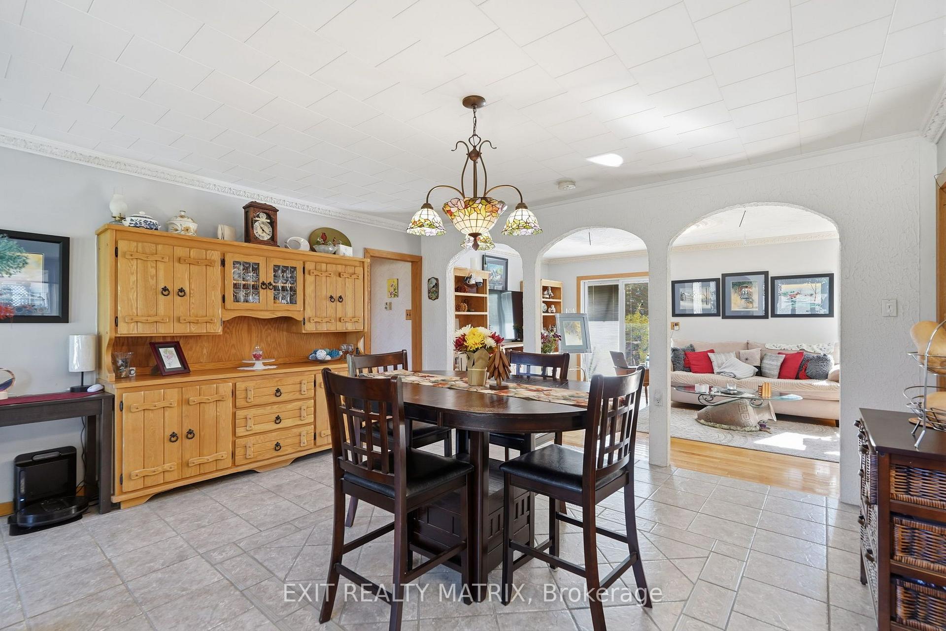 Photo 9 of 1055 Victoria Street, Champlain, L'Orignal — HOMEH