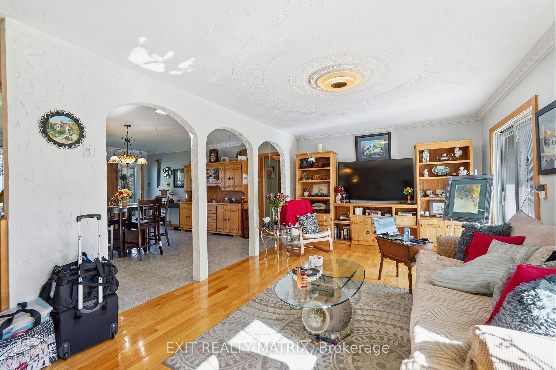 Photo 13 of 1055 Victoria Street, Champlain, L'Orignal — HOMEH