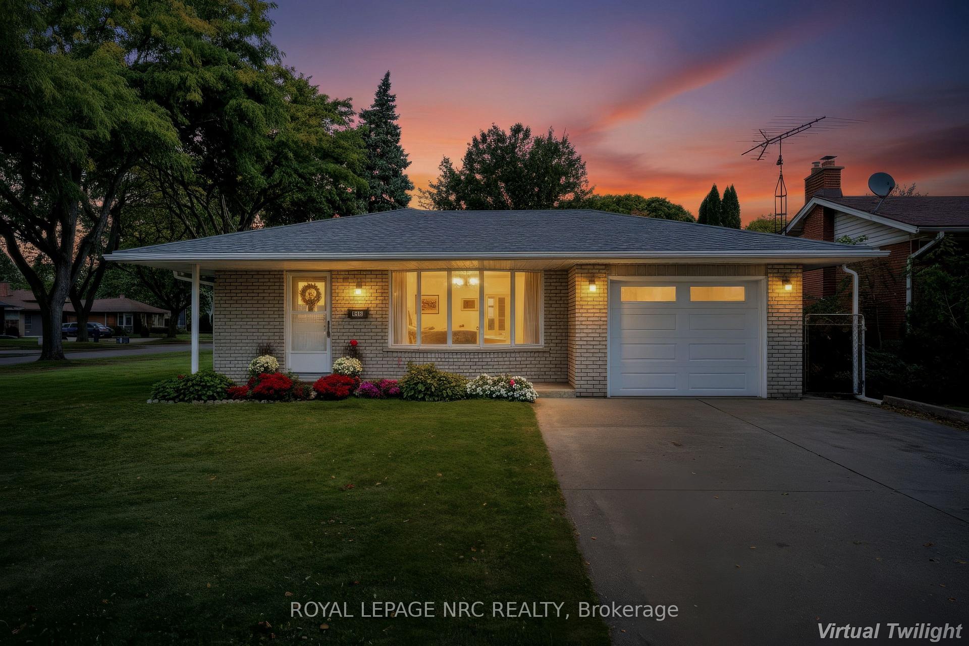 Photo 2 of 6395 Glengate Street, Niagara Falls, Morrison — HOMEH
