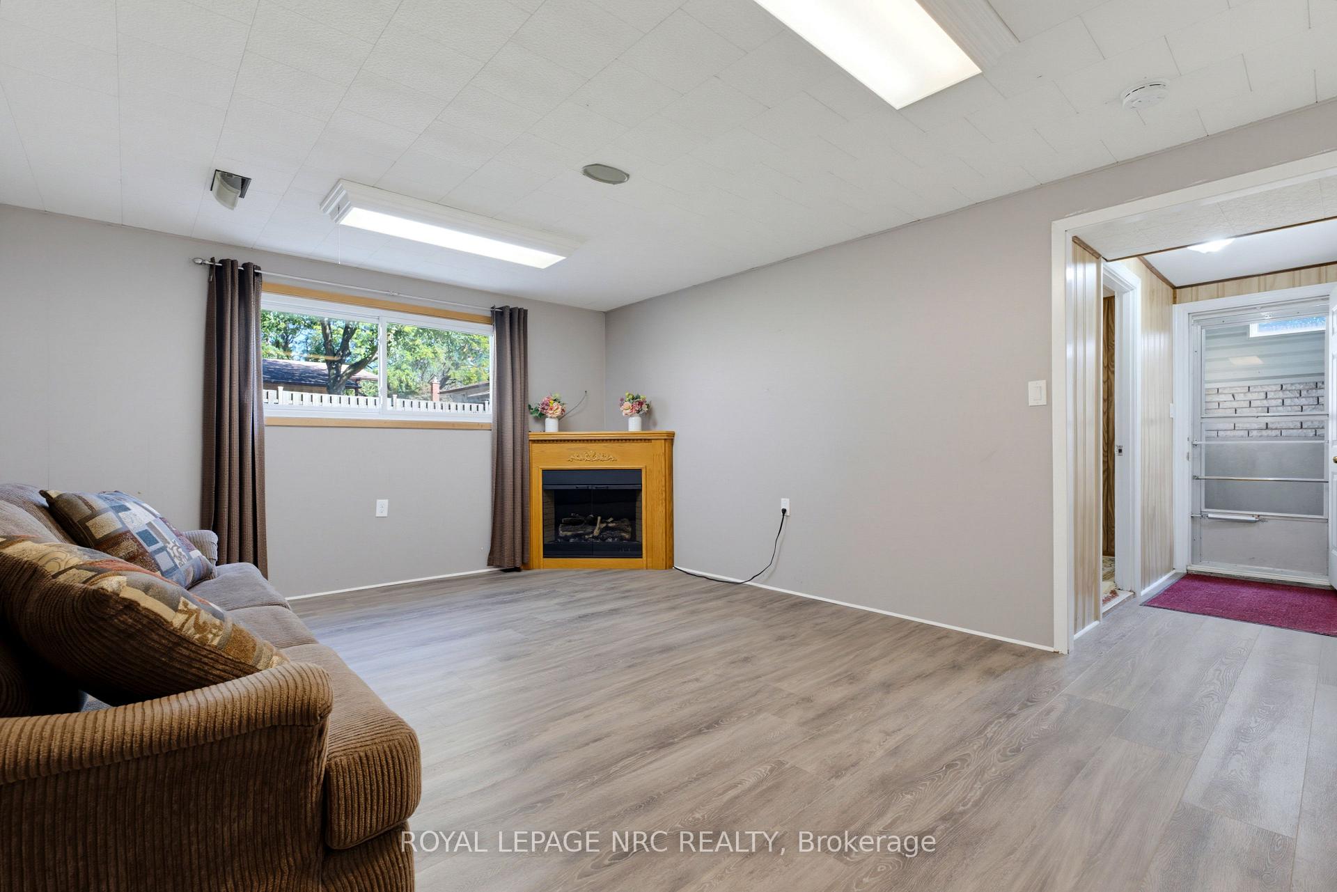 Photo 25 of 6395 Glengate Street, Niagara Falls, Morrison — HOMEH