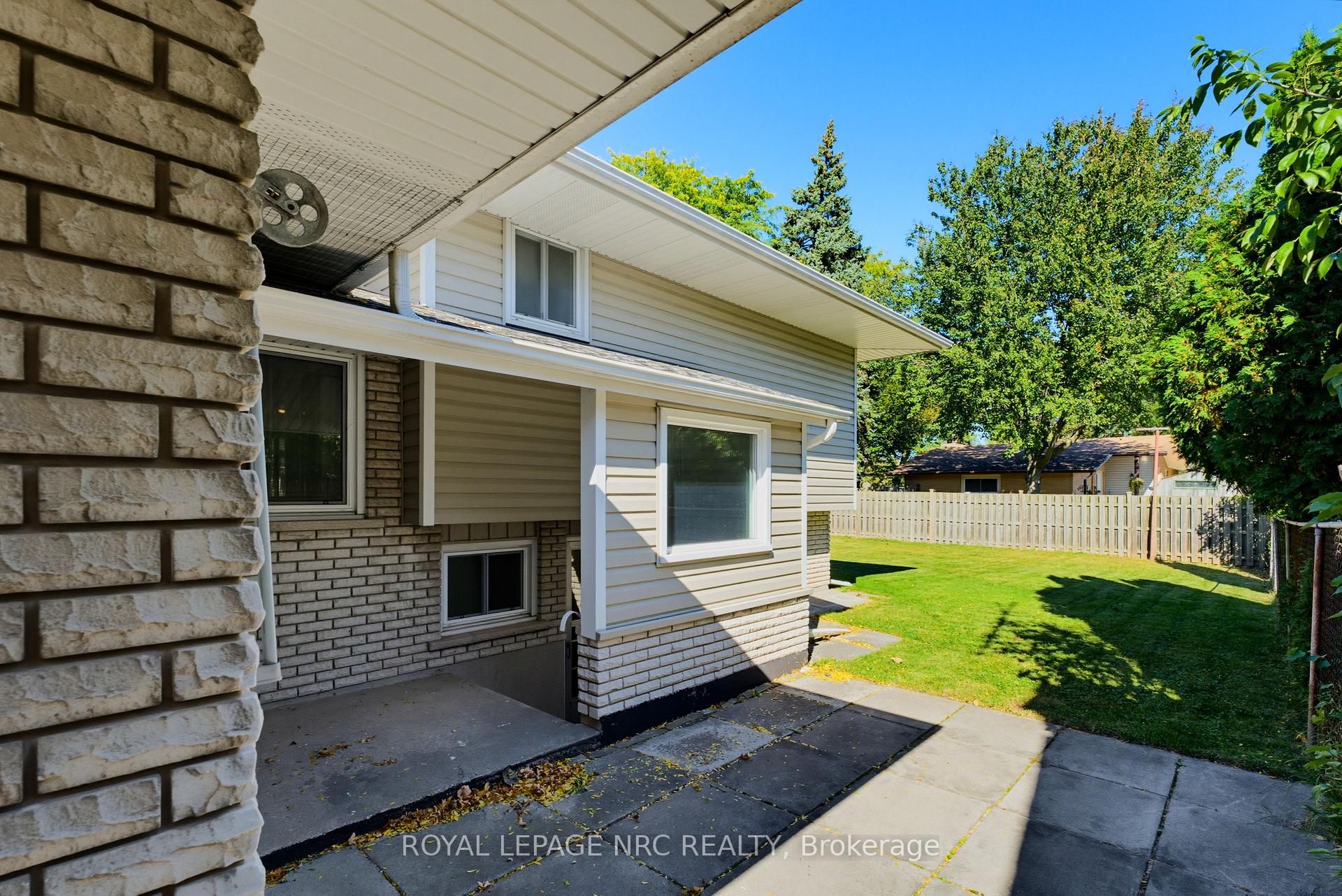 Photo 36 of 6395 Glengate Street, Niagara Falls, Morrison — HOMEH