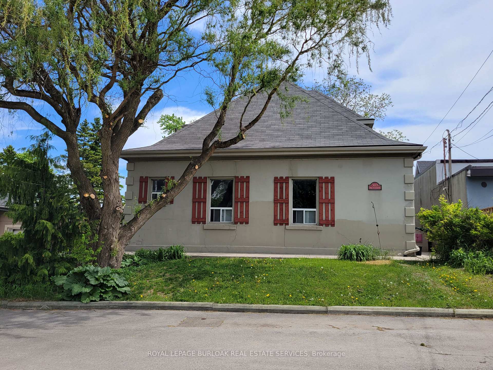 Photo 1 of Unit 1, 303 East 19 Street, Hamilton, Inch Park — HOMEH