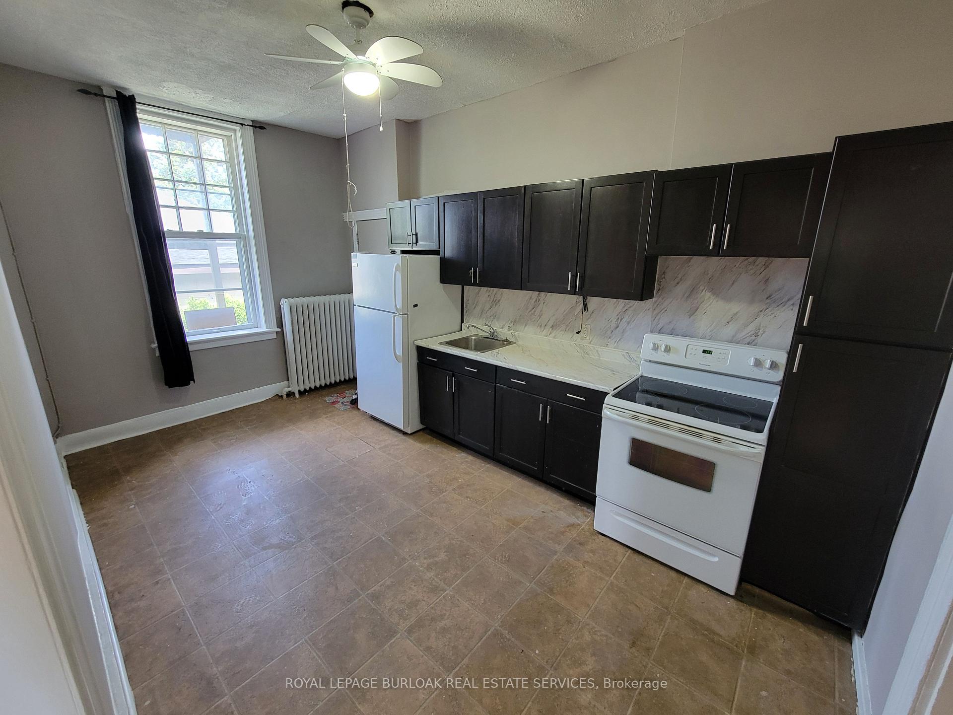 Photo 9 of Unit 1, 303 East 19 Street, Hamilton, Inch Park — HOMEH