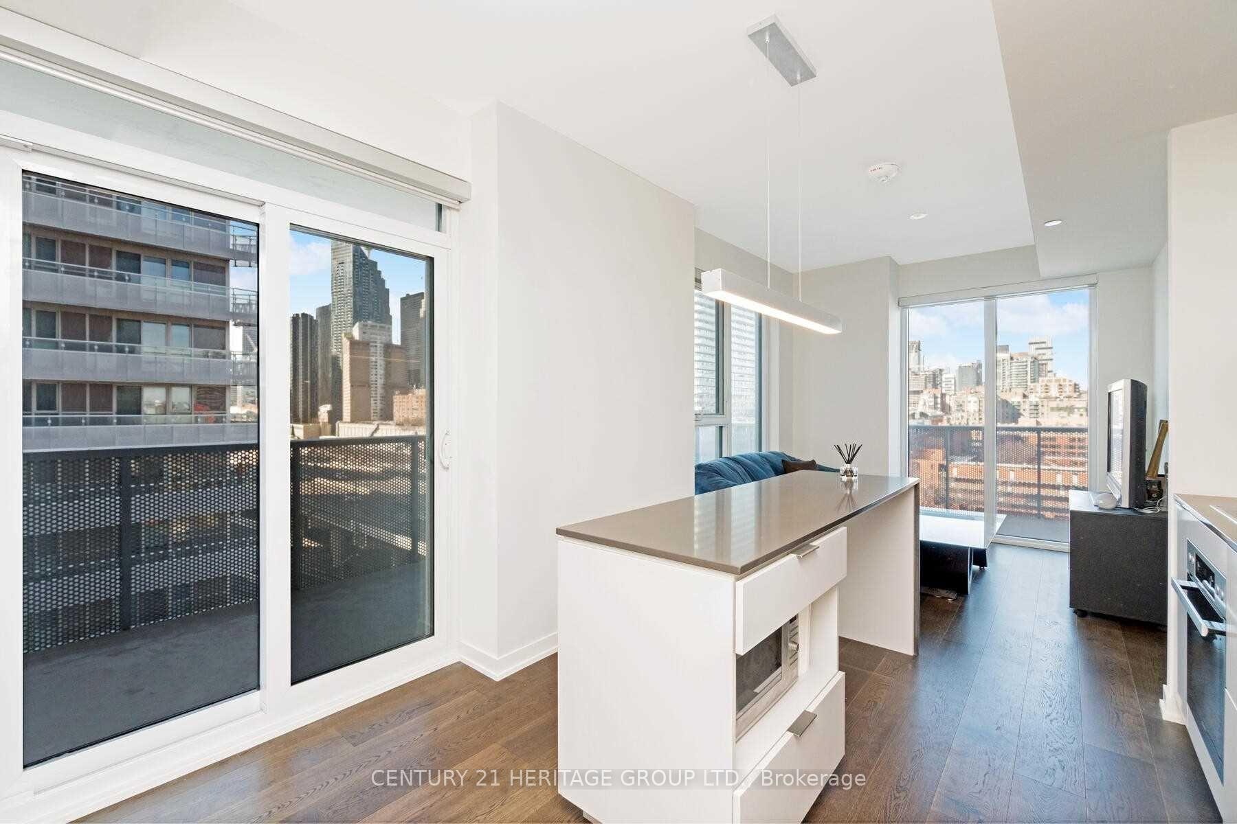 Photo 4 of Unit 20, 20 Richardson Street, Toronto, Waterfront Communities — HOMEH