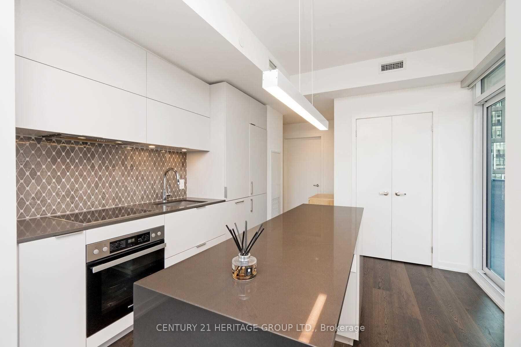 Photo 6 of Unit 20, 20 Richardson Street, Toronto, Waterfront Communities — HOMEH