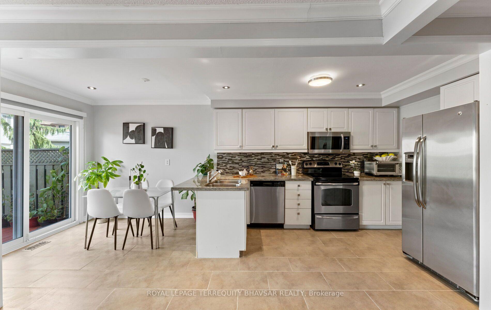 Photo 16 of 6559 Sapling Trail, Mississauga, Lisgar — HOMEH