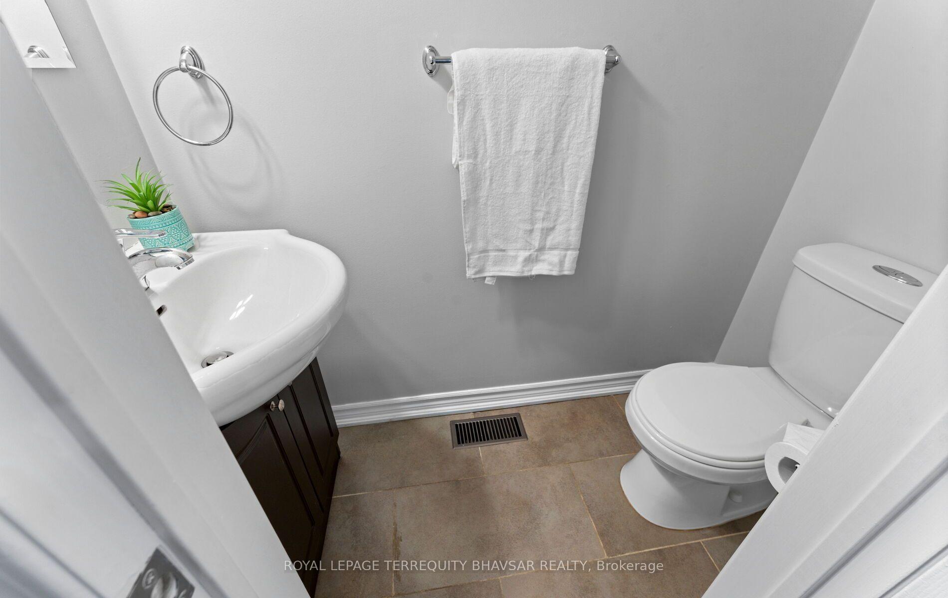 Photo 19 of 6559 Sapling Trail, Mississauga, Lisgar — HOMEH