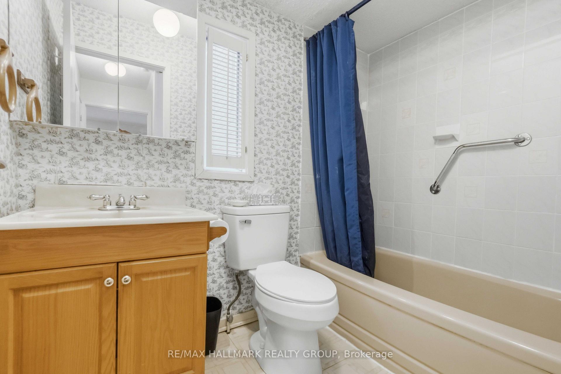 Photo 17 of 3 Sandwell Crescent, Ottawa, Kanata - Beaverbrook — HOMEH