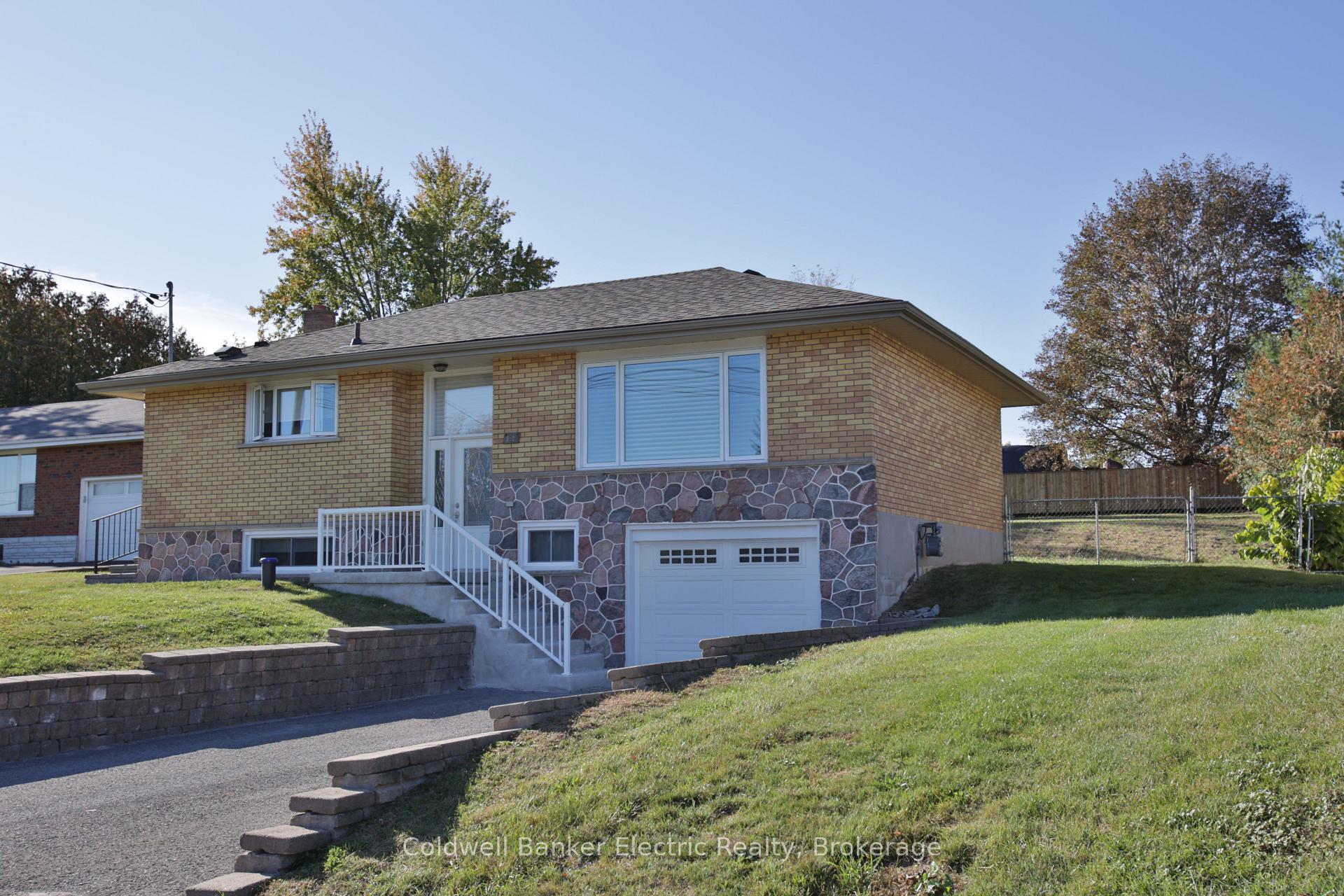 Photo 3 of 282 Gifford Drive, Douro-Dummer — HOMEH