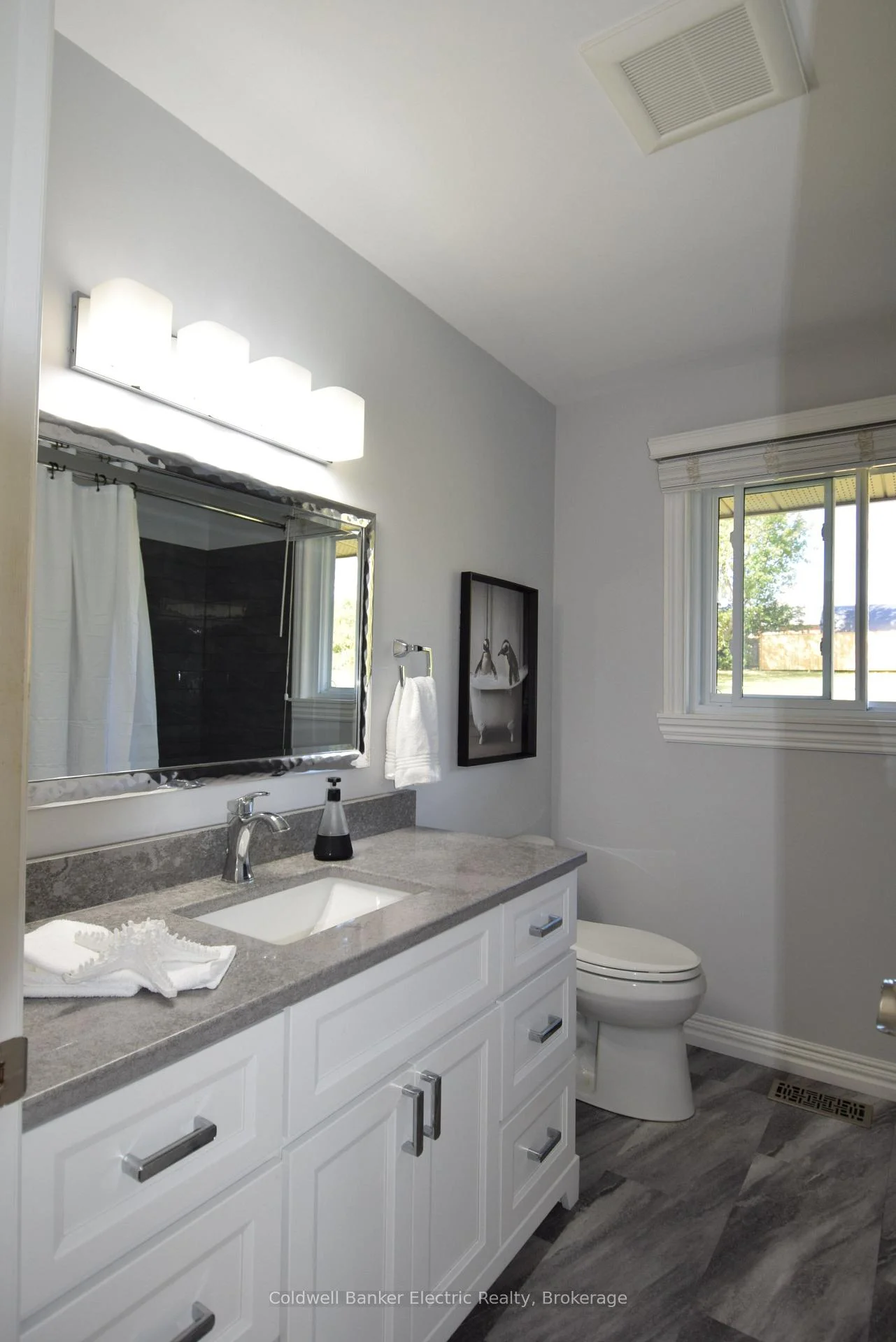 Photo 20 of 282 Gifford Drive, Douro-Dummer — HOMEH