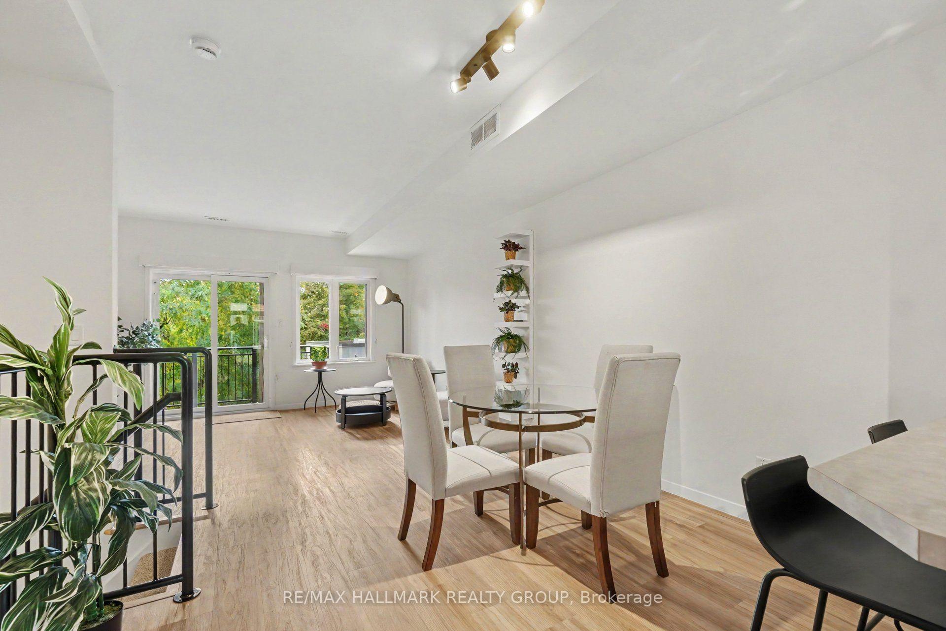 Photo 6 of Unit 4, 795 Montreal Road, Ottawa, CFB Rockcliffe and Area — HOMEH