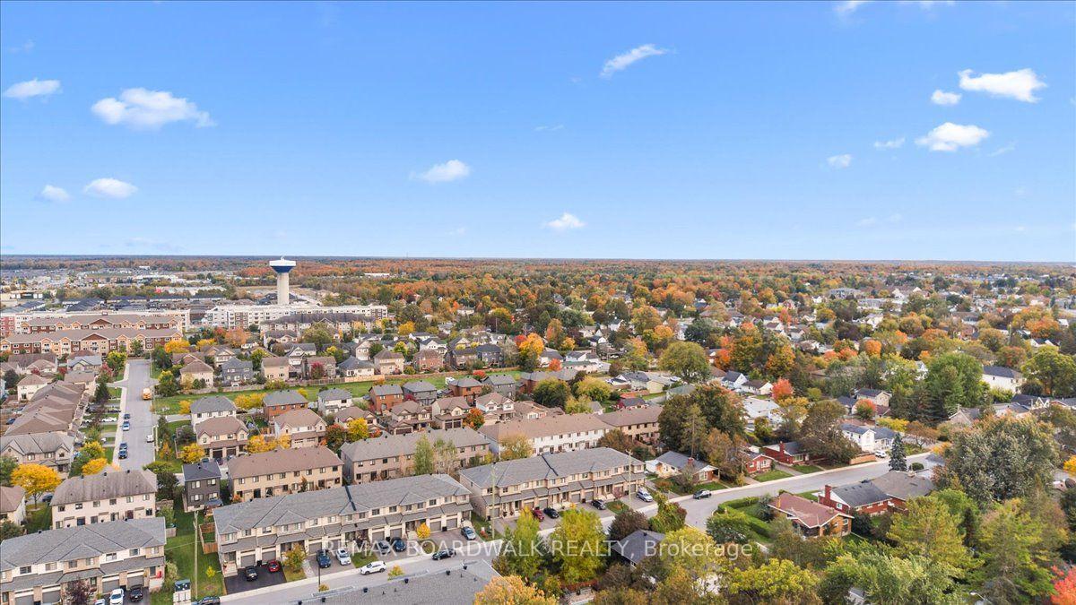 Photo 43 of 248 Munro Street, Carleton Place, Carleton Place — HOMEH