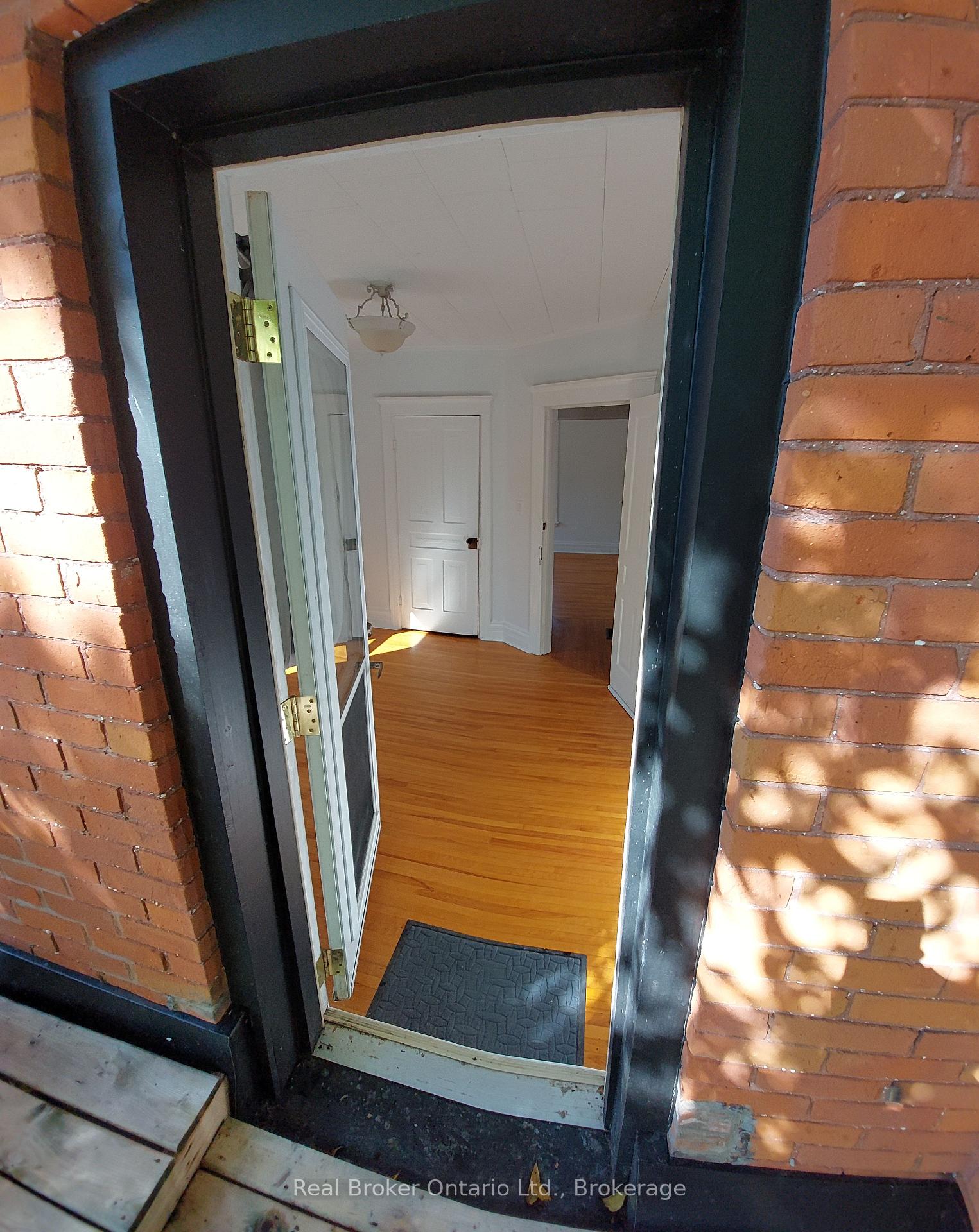 Photo 52 of 4 Cambria Street, Stratford — HOMEH