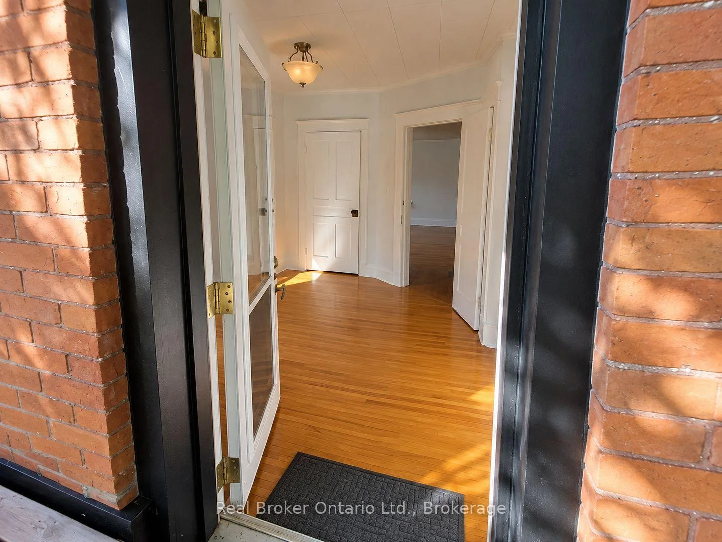 Photo 37 of 4 Cambria Street, Stratford — HOMEH