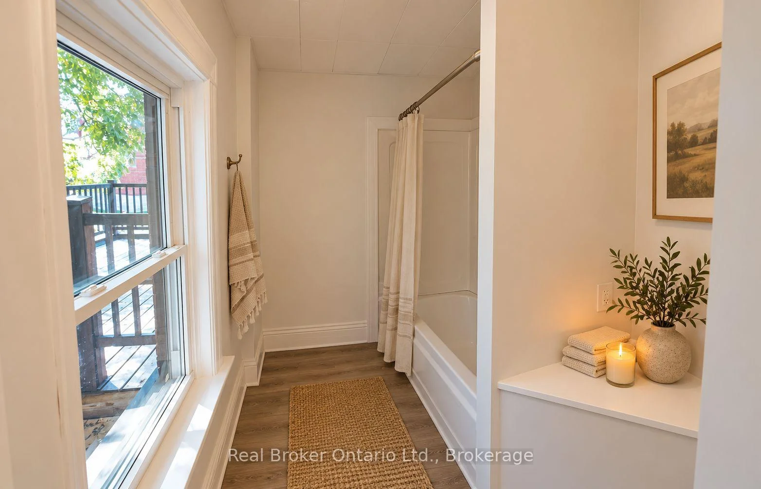 Photo 57 of 4 Cambria Street, Stratford — HOMEH