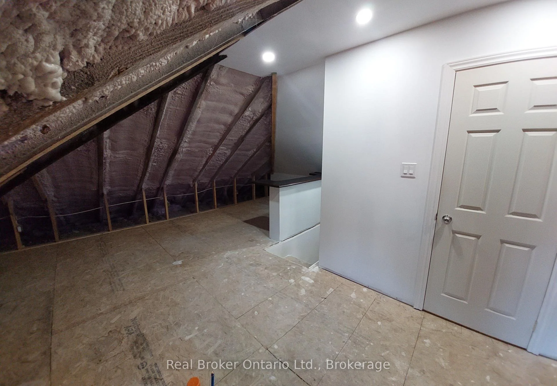 Photo 86 of 4 Cambria Street, Stratford — HOMEH