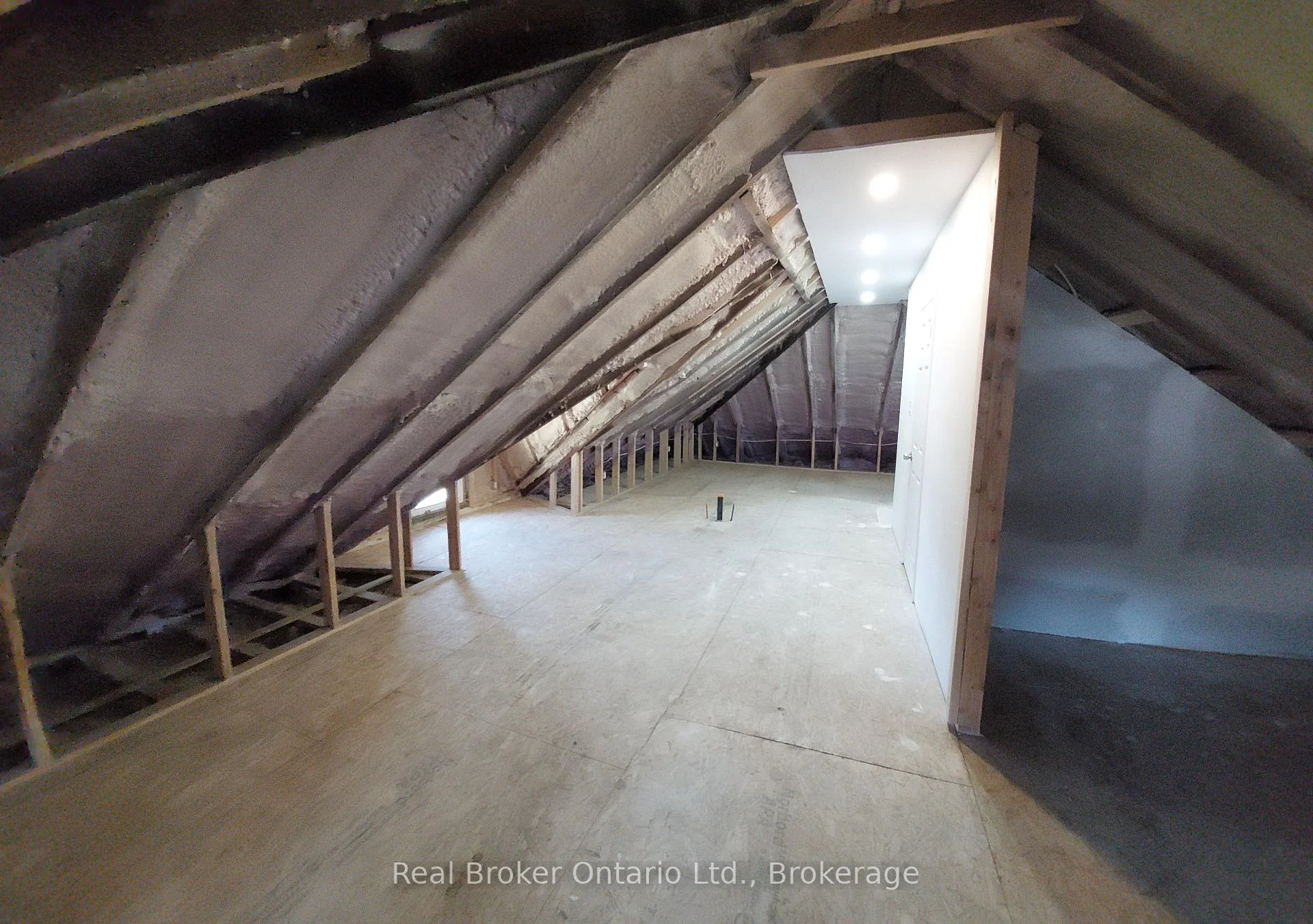 Photo 88 of 4 Cambria Street, Stratford — HOMEH