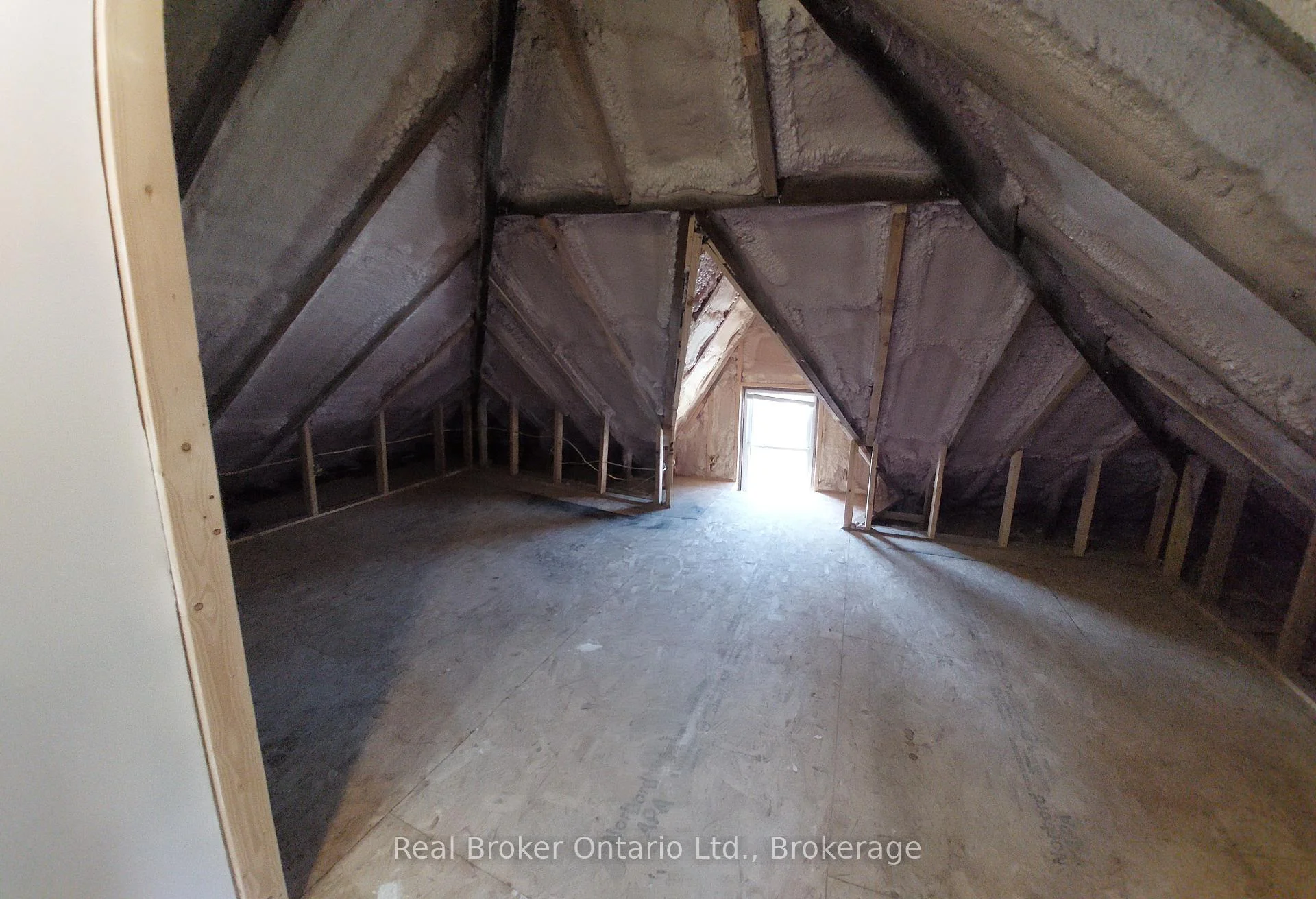 Photo 92 of 4 Cambria Street, Stratford — HOMEH