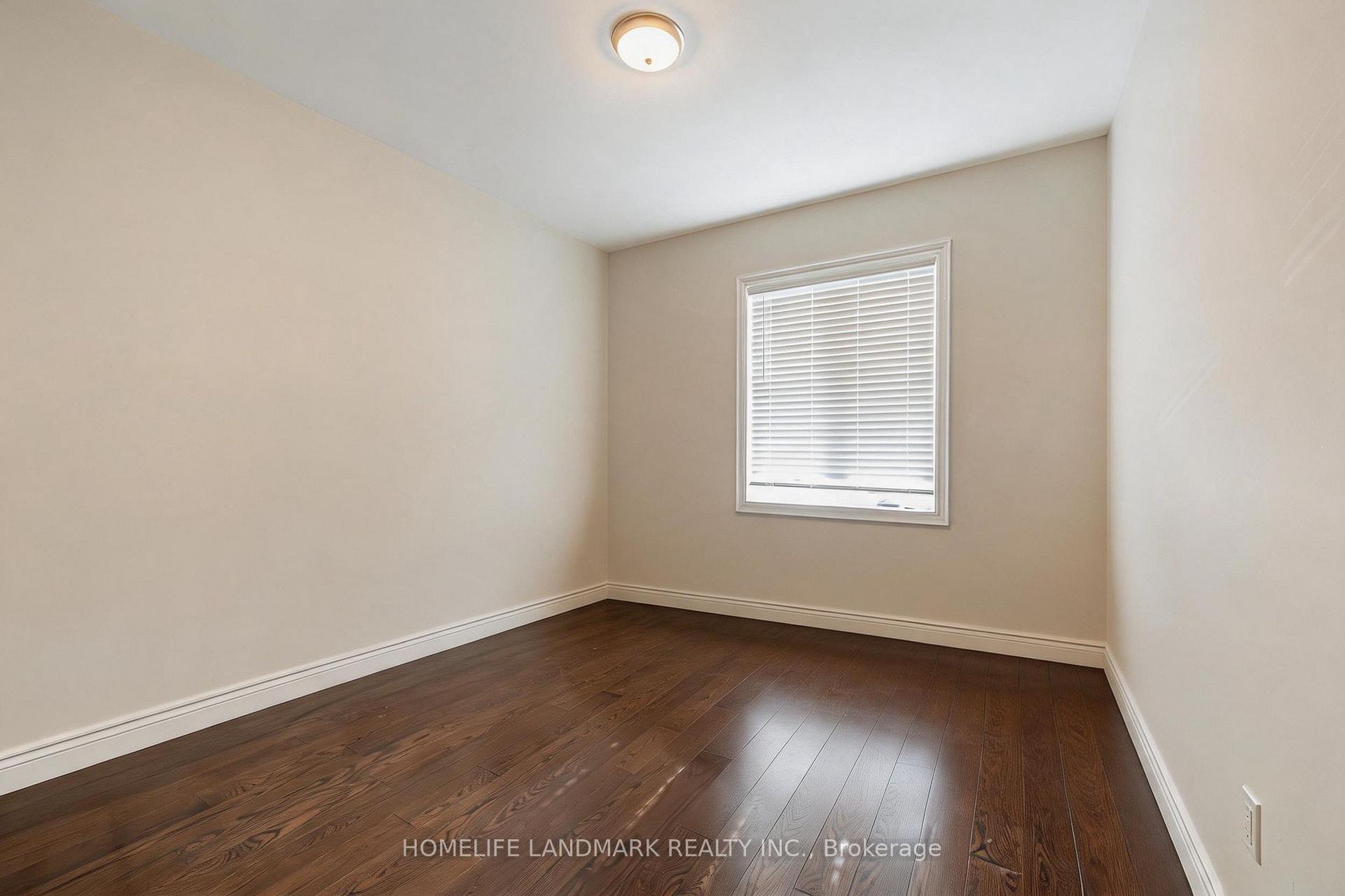 Photo 12 of 19 Balaclava Drive, Scarborough, Dorset Park — HOMEH